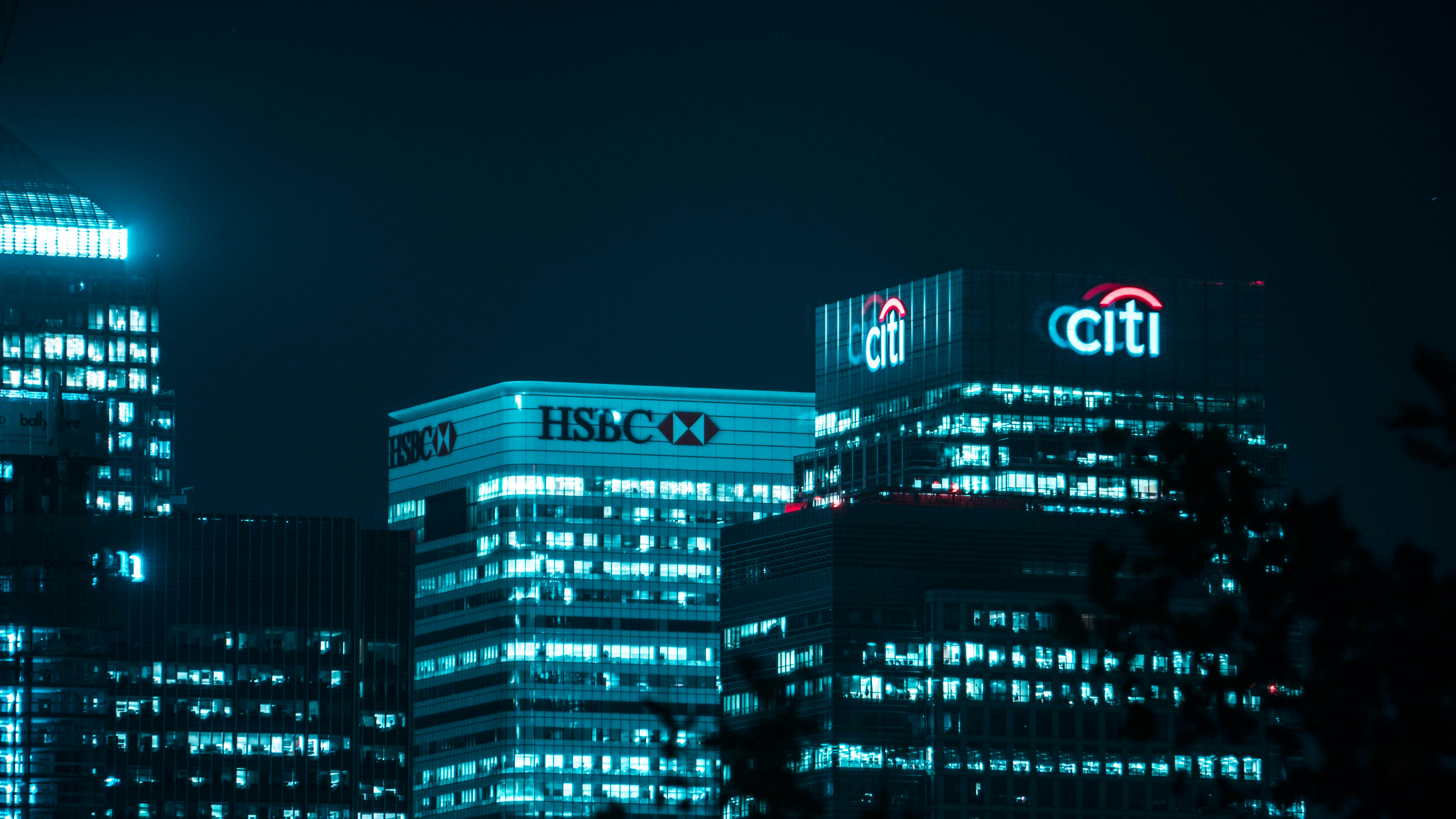 The Top Scholarships Tailored for City-Based Professional Advancement