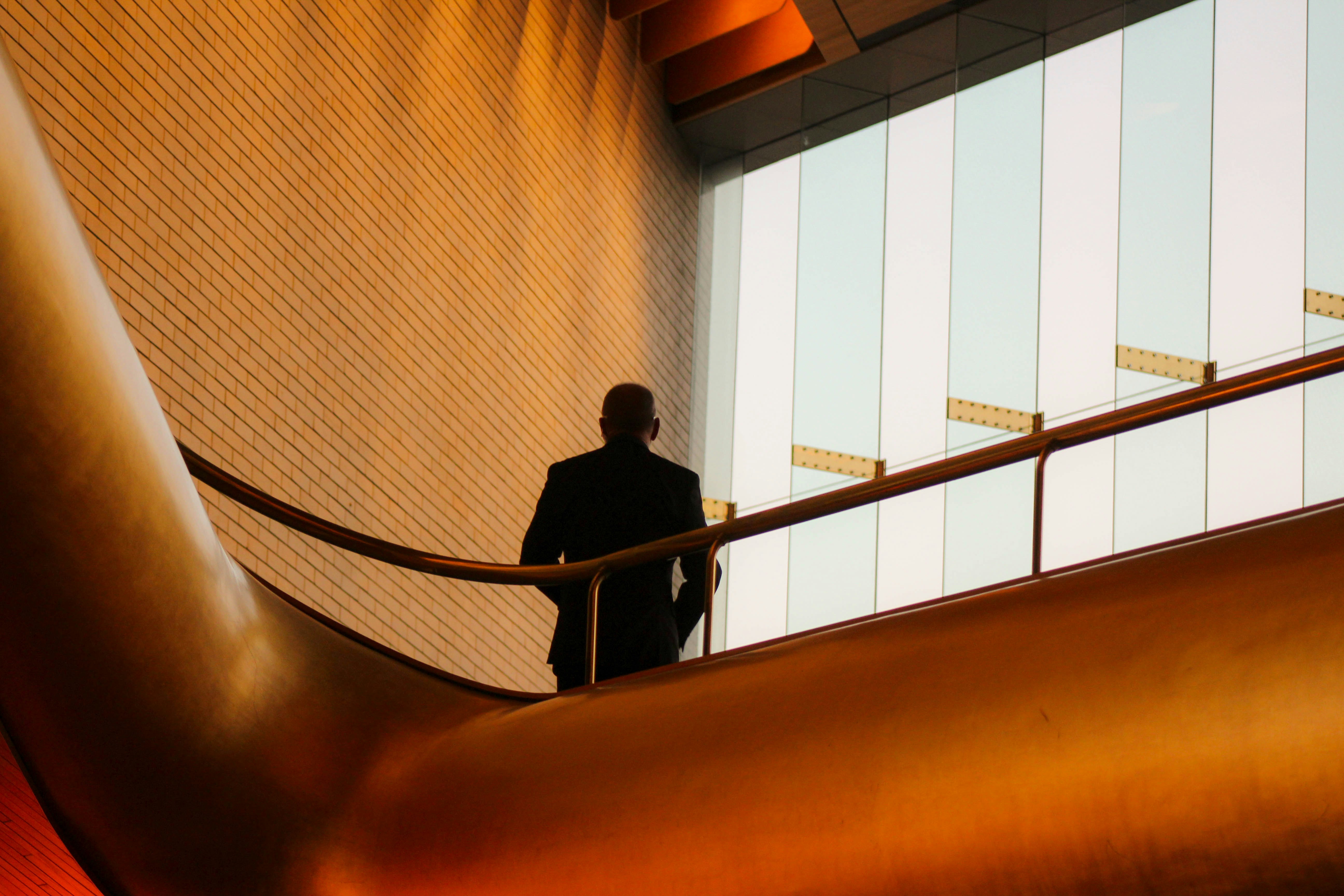 Best Strategies To Navigate Industry Transitions Smoothly