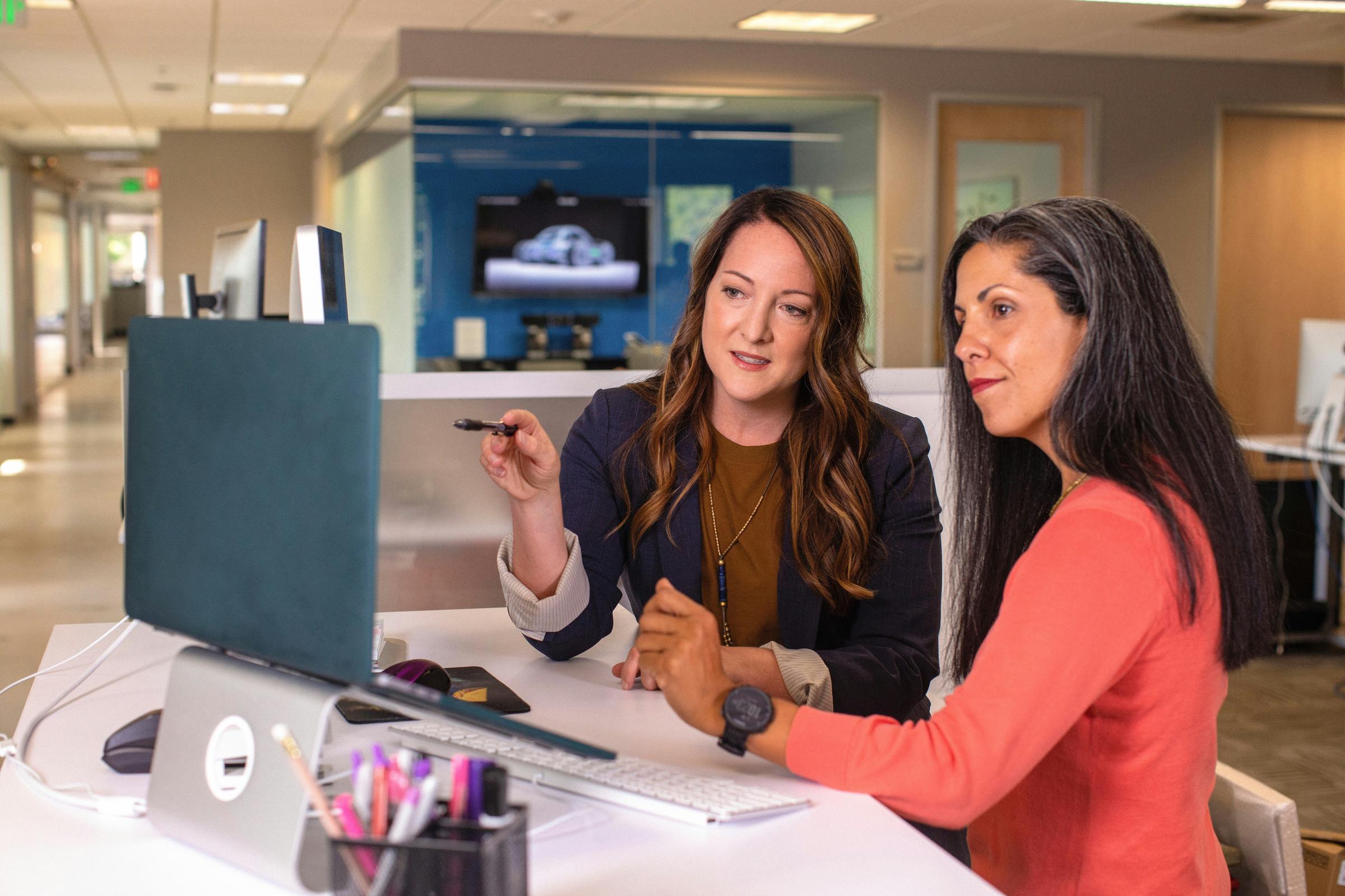 Climbing the Corporate Ladder in Tech-Focused Business Districts