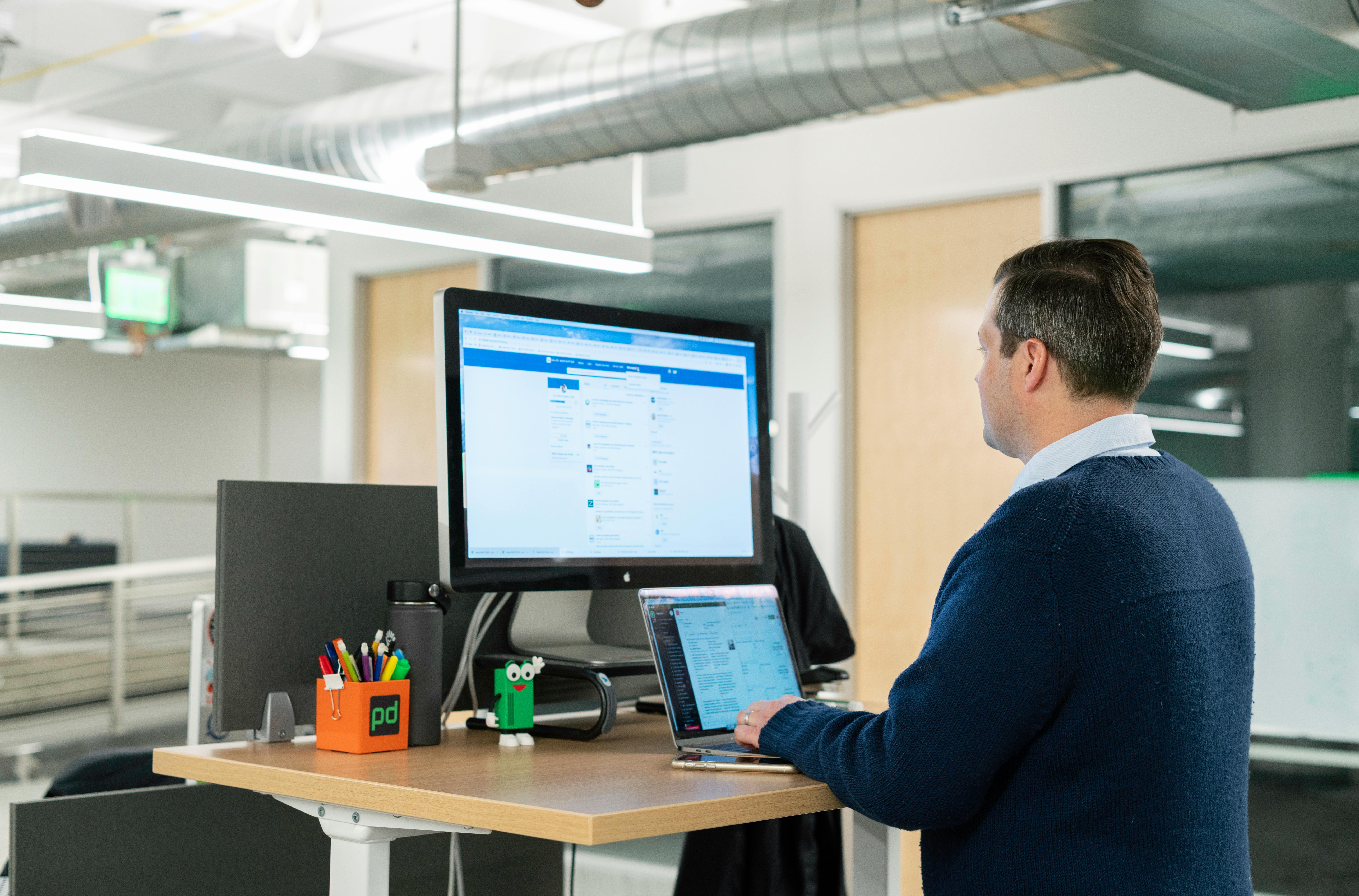How To Maximize LinkedIn For Breakthrough Job Offers